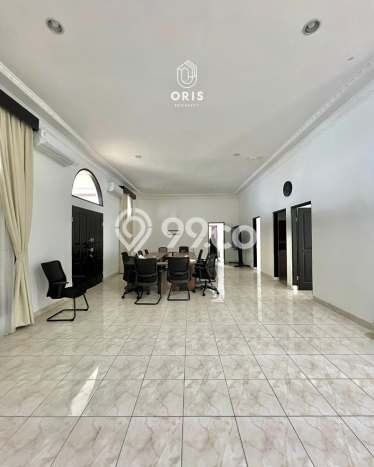 Dijual Rumah Mewah Exclusive di Kebayoran Baru, Jakarta Selatan Dijual Rumah Mewah Exclusive di Kebayoran Baru, Jakarta Selatan