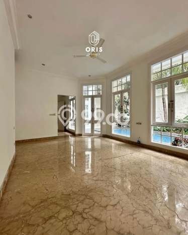 For Sale! Premium House LT 575m2 Desain Elegan di Kemang For Sale! Premium House LT 575m2 Desain Elegan di Kemang