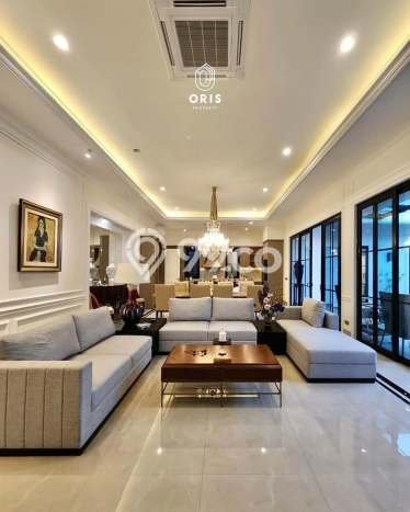 Siap Huni Hunian Elit 5 Kamar di Kebayoran Lama Dekat ke Mana Pun Siap Huni Hunian Elit 5 Kamar di Kebayoran Lama Dekat ke Mana Pun