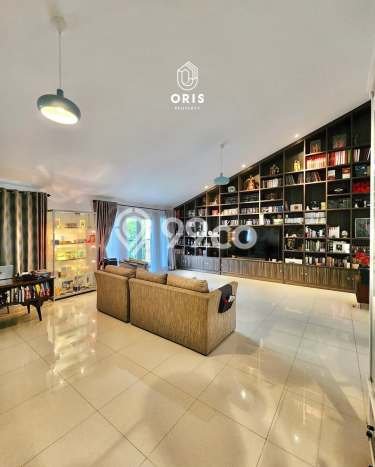 Siap Huni Hunian Elit 5 Kamar di Pancoran Dekat ke Mana Saja Siap Huni Hunian Elit 5 Kamar di Pancoran Dekat ke Mana Saja