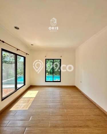 Dijual Rumah Mewah Megah Dengan View Eksklusif di Kemang, Jakarta Selatan Dijual Rumah Mewah Megah Dengan View Eksklusif di Kemang, Jakarta Selatan