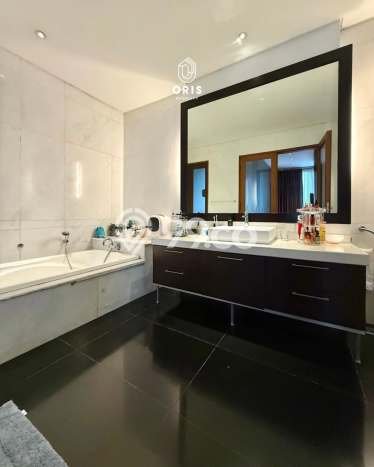 Rumah Elit Modern Tanpa Renovasi di Pondok Indah Jakarta Selatan Rumah Elit Modern Tanpa Renovasi di Pondok Indah Jakarta Selatan