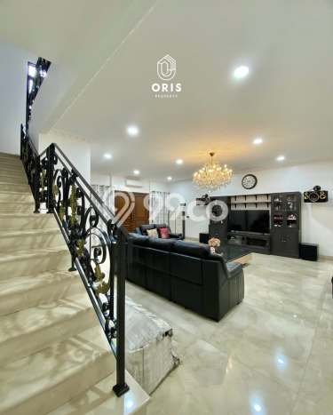 Dijual Rumah Mewah Elegan Dengan View Eksklusif di Alam Sutera, Tangerang Dijual Rumah Mewah Elegan Dengan View Eksklusif di Alam Sutera, Tangerang
