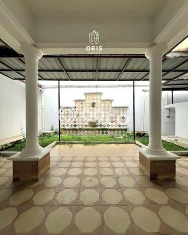 Dijual Rumah Mewah Exclusive di Kebayoran Baru, Jakarta Selatan Dijual Rumah Mewah Exclusive di Kebayoran Baru, Jakarta Selatan