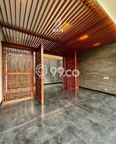 Rumah Elit Modern Tanpa Renovasi di BSD Tangerang Rumah Elit Modern Tanpa Renovasi di BSD Tangerang