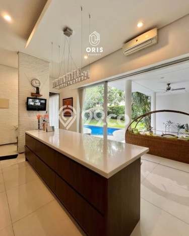 Rumah Luxury Modern Tanpa Renovasi di Kemang Jakarta Selatan Rumah Luxury Modern Tanpa Renovasi di Kemang Jakarta Selatan