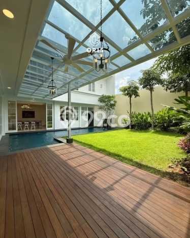 Rumah Mewah LB 760m2 Siap Pakai Desain Elegan di Kemang, Jakarta Selatan Rumah Mewah LB 760m2 Siap Pakai Desain Elegan di Kemang, Jakarta Selatan
