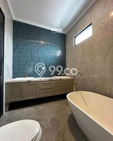 Dijual Rumah Luas Elegan Dengan View Cantik di Bintaro, Tangerang Selatan Dijual Rumah Luas Elegan Dengan View Cantik di Bintaro, Tangerang Selatan