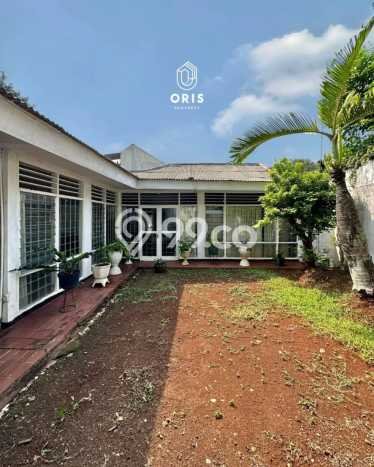 Rumah Eksklusif Siap Huni LT 398m2 di Kebayoran Lama, Jakarta Selatan Rumah Eksklusif Siap Huni LT 398m2 di Kebayoran Lama, Jakarta Selatan