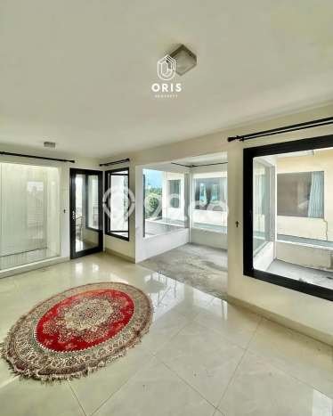 Rumah Luxury Modern Tanpa Renovasi di Veteran Jakarta Selatan Rumah Luxury Modern Tanpa Renovasi di Veteran Jakarta Selatan