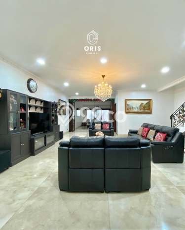 Dijual Rumah Mewah Elegan Dengan View Eksklusif di Alam Sutera, Tangerang Dijual Rumah Mewah Elegan Dengan View Eksklusif di Alam Sutera, Tangerang