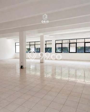 Unit Ruko Dijual di Kebayoran Baru Jakarta Selatan Luas Tanah 440m2, Luas Bangunan 809m2 Unit Ruko Dijual di Kebayoran Baru Jakarta Selatan Luas Tanah 440m2, Luas Bangunan 809m2