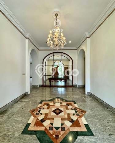 For Sale! Luxury House LT 790m2 Desain Elegan di Permata Hijau For Sale! Luxury House LT 790m2 Desain Elegan di Permata Hijau