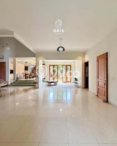 Rumah Luxury Modern Tanpa Renovasi di Alam Sutera Tangerang Rumah Luxury Modern Tanpa Renovasi di Alam Sutera Tangerang