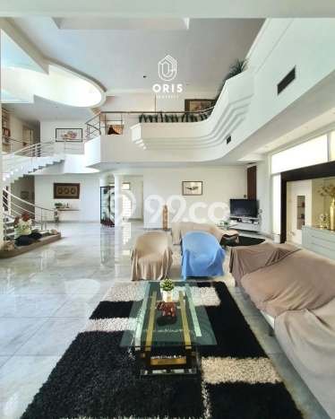 Jual Rumah Luas Megah Dengan View Eksklusif di Pondok Indah, Jakarta Selatan Jual Rumah Luas Megah Dengan View Eksklusif di Pondok Indah, Jakarta Selatan