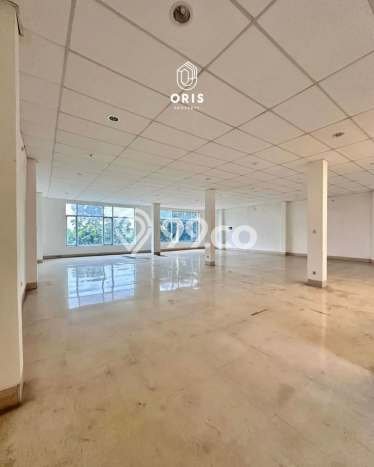 Kantor di , Luas 570m2m², Pusat Bisnis, Lokasi Strategis Kantor di , Luas 570m2m², Pusat Bisnis, Lokasi Strategis