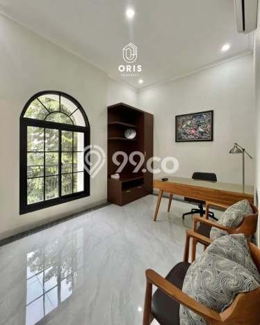 Hunian Mewah Dijual LT 200m2 di Tebet, Jakarta Selatan Hunian Mewah Dijual LT 200m2 di Tebet, Jakarta Selatan