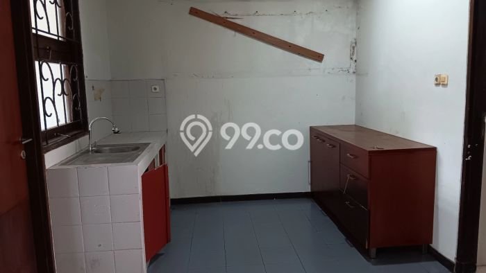 BEST DEAL! Rumah area Tanjung Barat, 2 KM, Dekat Fasilitas Umum, Luas 120m² Bangunan 200m² BEST DEAL! Rumah area Tanjung Barat, 2 KM, Dekat Fasilitas Umum, Luas 120m² Bangunan 200m²