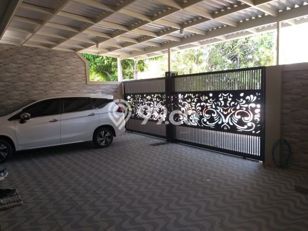 Rumah Asri dengan Luas Bangunan 230m2m² di Lokasi Sukolilo, Surabaya Rumah Asri dengan Luas Bangunan 230m2m² di Lokasi Sukolilo, Surabaya