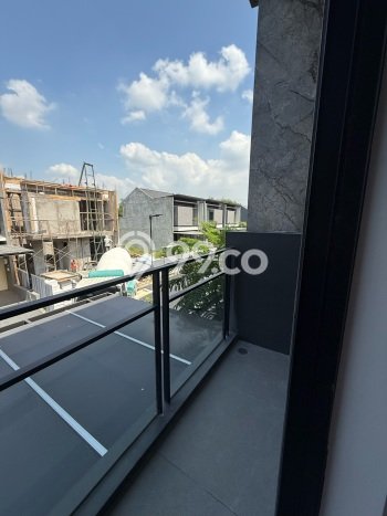Dijual Hunian Mewah dengan Fasilitas Sekitar Komplit di Lakarsantri, Surabaya Dijual Hunian Mewah dengan Fasilitas Sekitar Komplit di Lakarsantri, Surabaya
