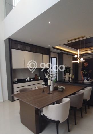 Rumah Eksklusif Siap Huni LT 200m2 di Sambikerep, Surabaya Rumah Eksklusif Siap Huni LT 200m2 di Sambikerep, Surabaya