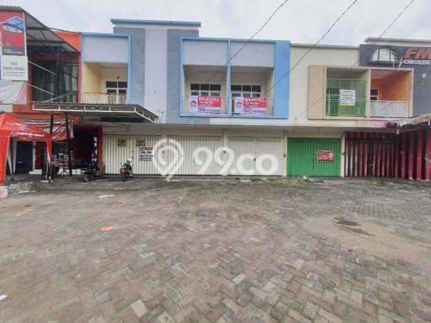 LOKASI PREMIUM! Ruko Kawasan Menganti, Luas 120m², Jalan Strategis LOKASI PREMIUM! Ruko Kawasan Menganti, Luas 120m², Jalan Strategis