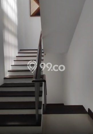 Sewa cepat hunian minimalis lokasi strategis 3 Kamar di Wiyung, Surabaya Sewa cepat hunian minimalis lokasi strategis 3 Kamar di Wiyung, Surabaya