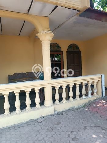 Rumah Terawat 14 KT 4 KM di Wonocolo, Surabaya Rumah Terawat 14 KT 4 KM di Wonocolo, Surabaya