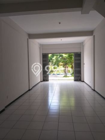 Dijual! Ruko di Manyar Surabaya LT 80m2 / LB 159m2 Kawasan Bisnis Dijual! Ruko di Manyar Surabaya LT 80m2 / LB 159m2 Kawasan Bisnis