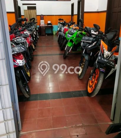 Jual Rumah Luas Elegan Dengan View Eksklusif di Ciateul, Bandung Jual Rumah Luas Elegan Dengan View Eksklusif di Ciateul, Bandung