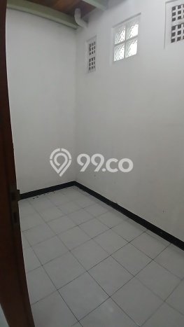 Disewakan Rumah Murah di BKR Bandung dengan 2 Kamar Tidur Disewakan Rumah Murah di BKR Bandung dengan 2 Kamar Tidur