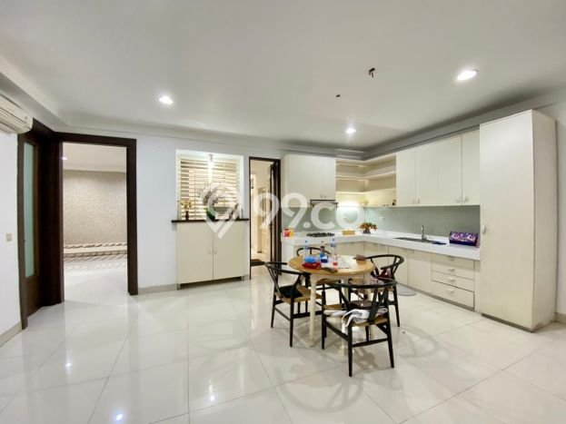 Hunian Elit LB 300m2 Siap Pakai Desain Elegan di Pondok Indah, Jakarta Selatan Hunian Elit LB 300m2 Siap Pakai Desain Elegan di Pondok Indah, Jakarta Selatan