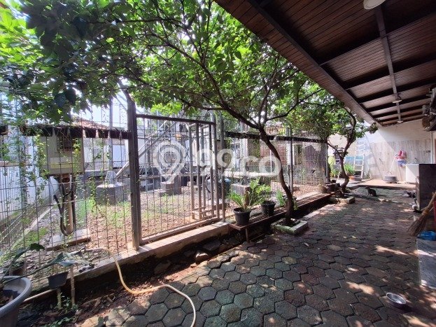 For Sale! Premium House LT 939m2 Desain Modern di Harjamukti For Sale! Premium House LT 939m2 Desain Modern di Harjamukti