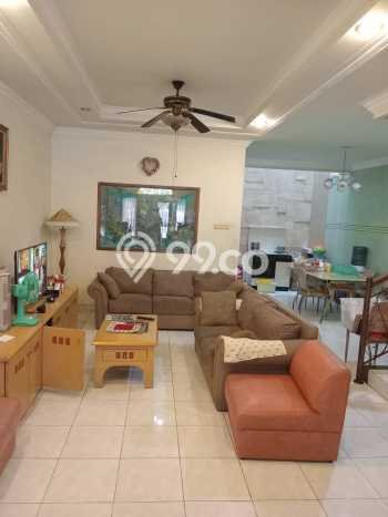 Rumah Premium di Jakarta Barat Lokasi Strategis Kondisi Terawat Rumah Premium di Jakarta Barat Lokasi Strategis Kondisi Terawat
