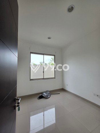 Rumah Elit Modern Siap Huni di Pantai Indah Kapuk 2 Jakarta Utara Rumah Elit Modern Siap Huni di Pantai Indah Kapuk 2 Jakarta Utara