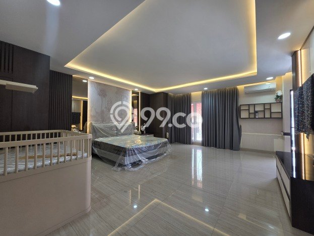 Rumah Elit Modern Tanpa Renovasi di Pluit Jakarta Utara Rumah Elit Modern Tanpa Renovasi di Pluit Jakarta Utara