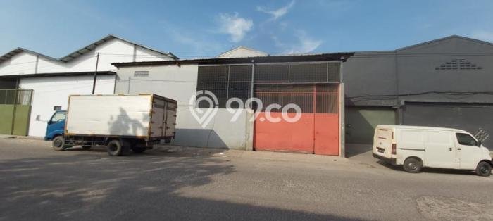 LOKASI STRATEGIS! Gudang Kawasan Dadap, Luas 450m², Jalan Utama LOKASI STRATEGIS! Gudang Kawasan Dadap, Luas 450m², Jalan Utama
