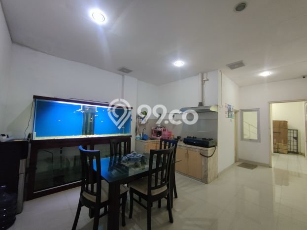 AREA KOMERSIAL! Ruko Kawasan Bandengan, Luas 270m², Posisi Strategis AREA KOMERSIAL! Ruko Kawasan Bandengan, Luas 270m², Posisi Strategis