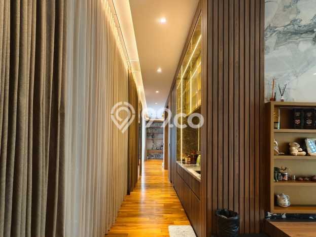 Hunian Mewah LB 1500m2 Siap Huni Desain Elegan di Pantai Indah Kapuk, Jakarta Utara Hunian Mewah LB 1500m2 Siap Huni Desain Elegan di Pantai Indah Kapuk, Jakarta Utara