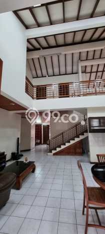 Ready to Use! Luxury House LT 336m2 Desain Modern di Puri Indah Ready to Use! Luxury House LT 336m2 Desain Modern di Puri Indah