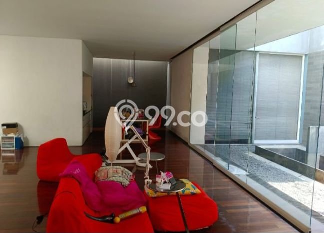 Rumah Luxury Modern Siap Huni di Intercon Jakarta Barat Rumah Luxury Modern Siap Huni di Intercon Jakarta Barat
