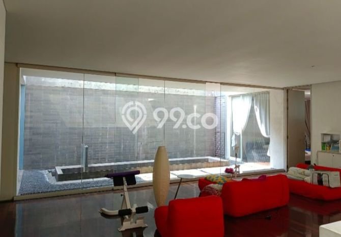 Rumah Luxury Modern Siap Huni di Intercon Jakarta Barat Rumah Luxury Modern Siap Huni di Intercon Jakarta Barat