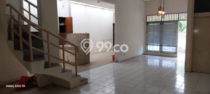 Rumah Luxury Modern Tanpa Renovasi di Kedoya Baru Jakarta Barat Rumah Luxury Modern Tanpa Renovasi di Kedoya Baru Jakarta Barat