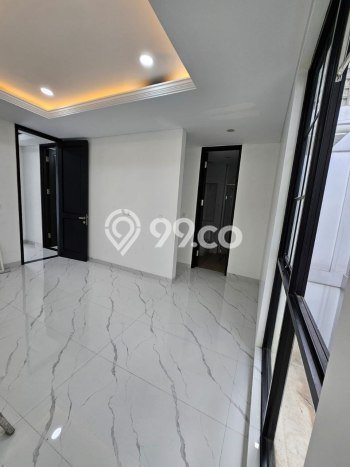 Rumah Luxury Modern Tanpa Renovasi di Pejaten Jakarta Selatan Rumah Luxury Modern Tanpa Renovasi di Pejaten Jakarta Selatan