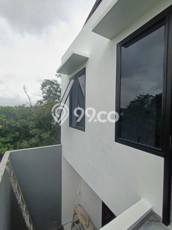 Dijual Hunian Rumah Nyaman 4 Kamar di Jatiwaringin, Bekasi Dijual Hunian Rumah Nyaman 4 Kamar di Jatiwaringin, Bekasi