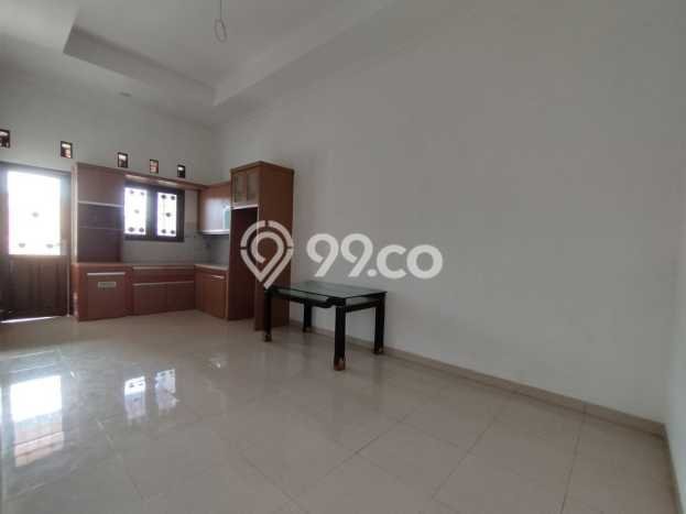 Jual Rumah Minimalis Bagus Punya 3 KT di Jagakarsa Jakarta Selatan SHM Jual Rumah Minimalis Bagus Punya 3 KT di Jagakarsa Jakarta Selatan SHM