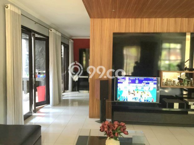 Rumah Elit Modern Tanpa Renovasi di Cibubur Bekasi Rumah Elit Modern Tanpa Renovasi di Cibubur Bekasi