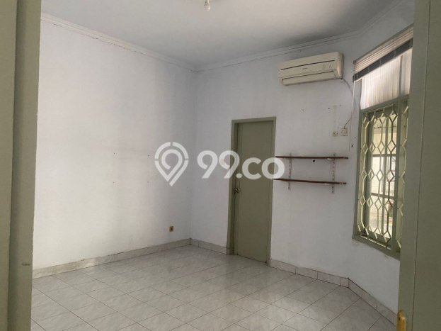 Rumah Nyaman 4 KT LB 180m2 Kondisi Bagus di Pondok Kelapa Rumah Nyaman 4 KT LB 180m2 Kondisi Bagus di Pondok Kelapa