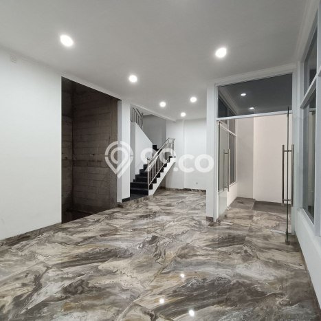 Untuk Dijual! Kantor di Cawang Jakarta Timur LT 209m2 / LB 600m2 Kawasan Bisnis Untuk Dijual! Kantor di Cawang Jakarta Timur LT 209m2 / LB 600m2 Kawasan Bisnis