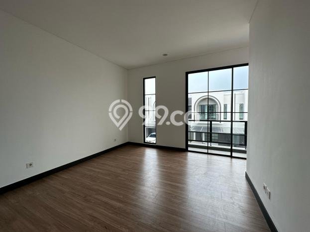 Rumah Luxury Modern Tanpa Renovasi di BSD Tangerang Rumah Luxury Modern Tanpa Renovasi di BSD Tangerang
